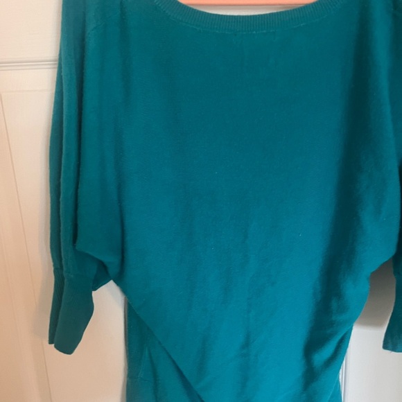 New York & Company Teal Sweater size medium very comfy - Picture 3 of 5